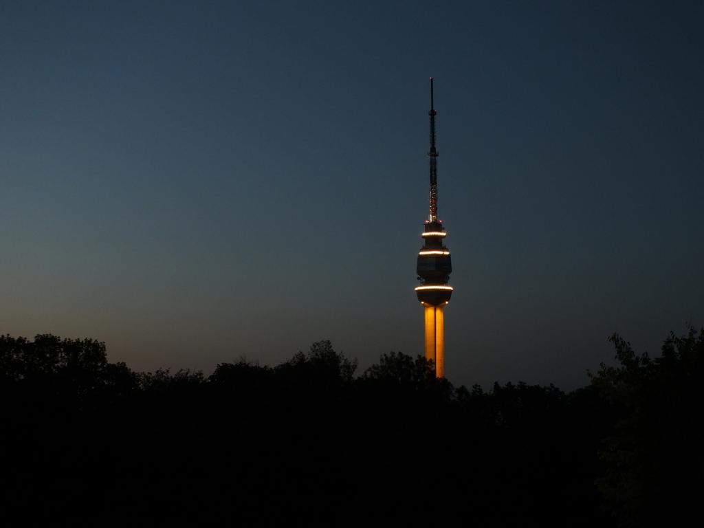 Hotel 1000 Ruza Belgrád Kültér fotó